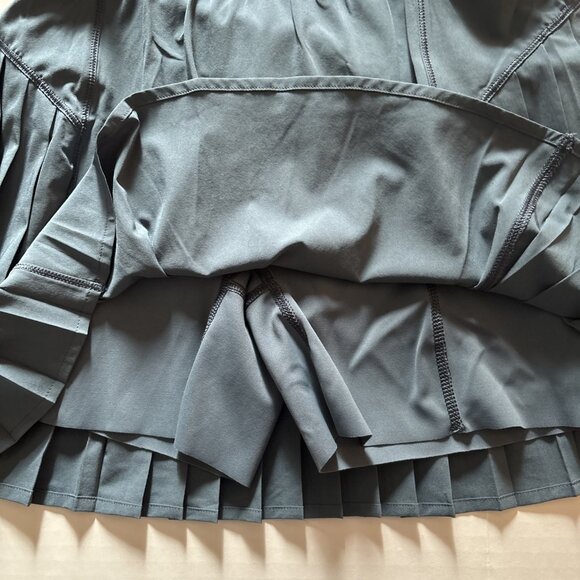 Spanks Blue Pickleball Or Tennis Pleated Skort Size Small - Picture 4 of 5